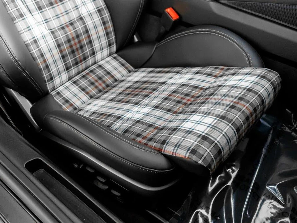 2025 Porsche 992 Turbo - Image 31 of 31