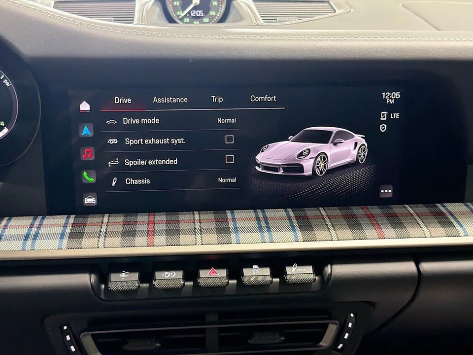 2025 Porsche 992 Turbo - Image 28 of 31