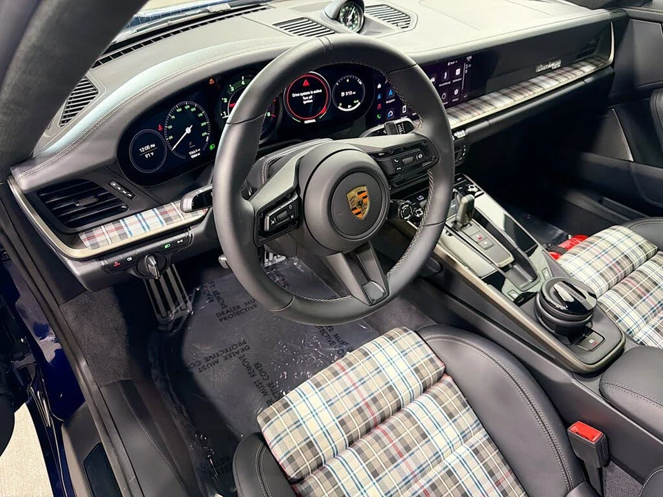 2025 Porsche 992 Turbo - Image 4 of 31