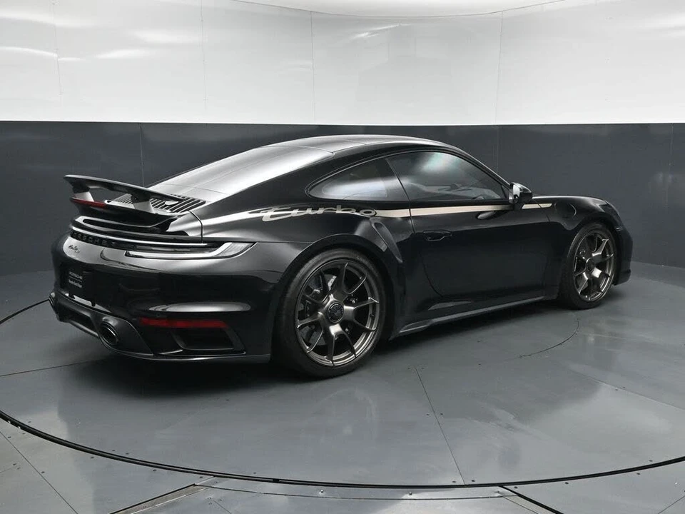 2025 Porsche 992 Turbo - Image 10 of 31
