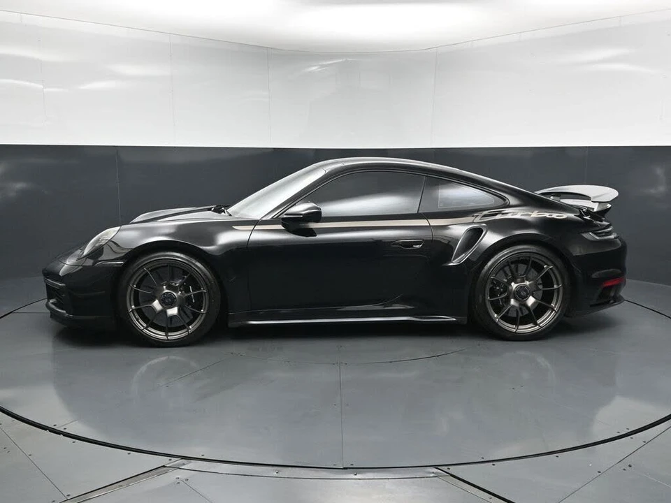 2025 Porsche 992 Turbo - Image 2 of 31