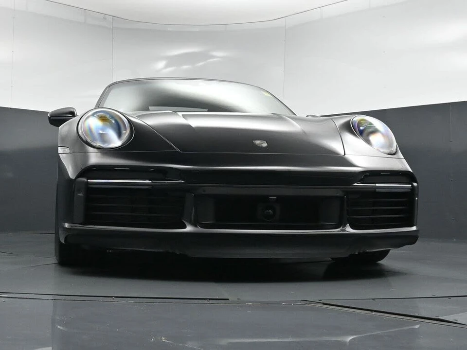 2025 Porsche 992 Turbo - Image 29 of 31
