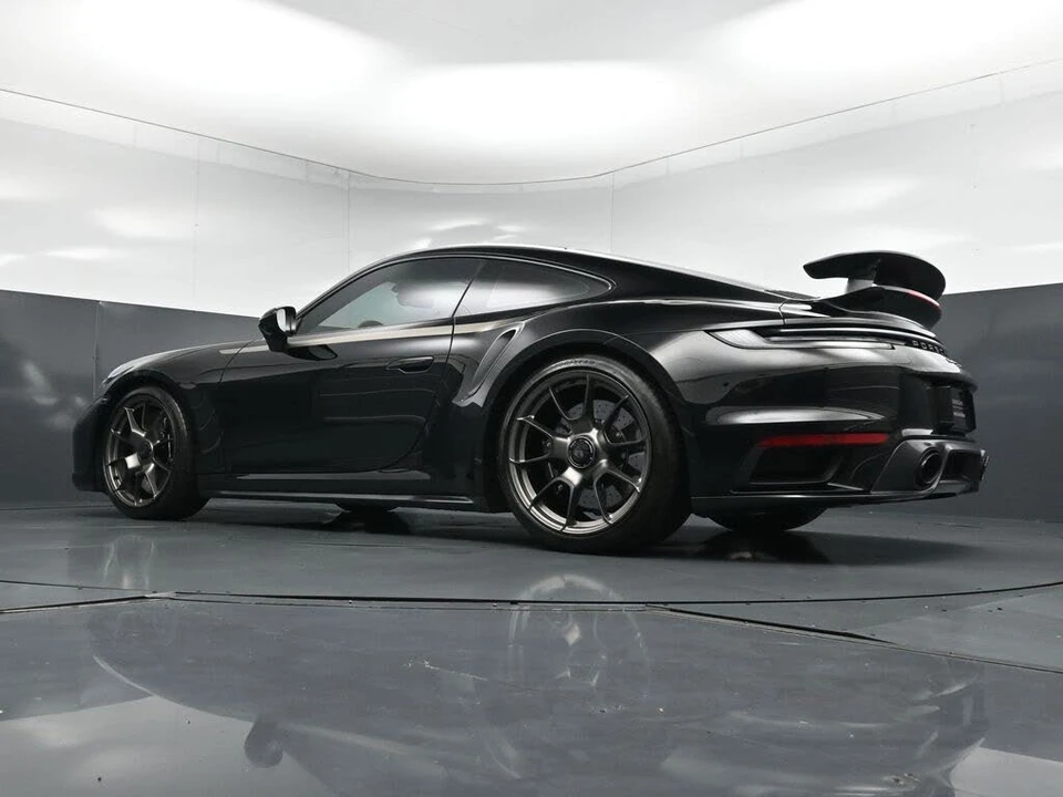 2025 Porsche 992 Turbo - Image 24 of 31
