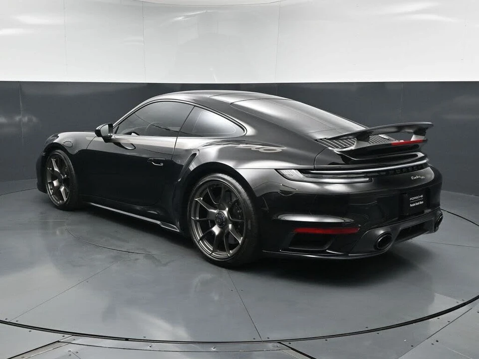 2025 Porsche 992 Turbo - Image 3 of 31