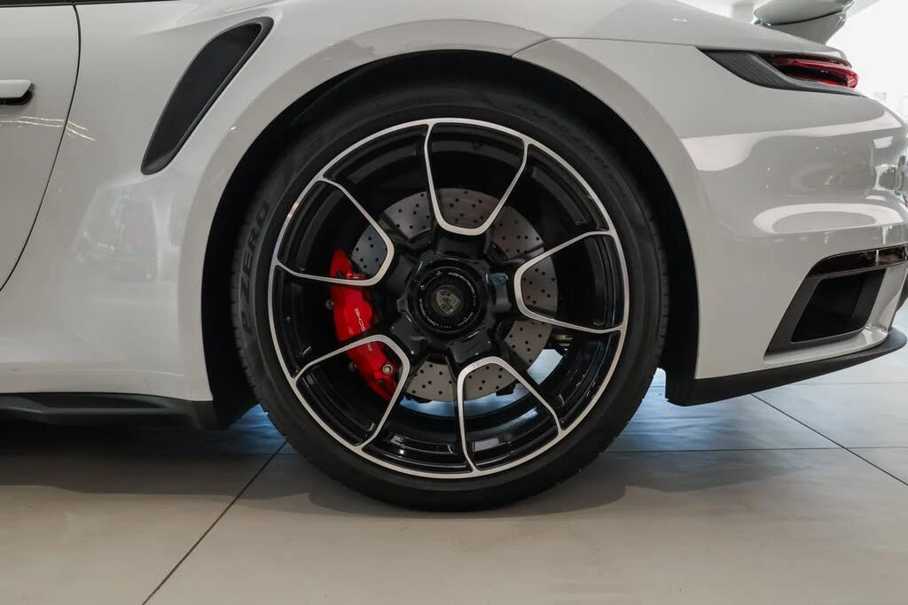 2025 Porsche 992 Turbo - Image 31 of 31