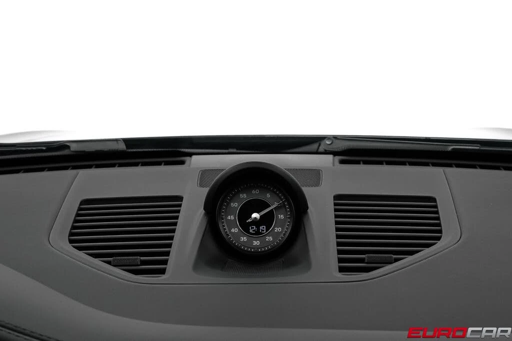 2025 Porsche 992 Turbo - Image 29 of 31