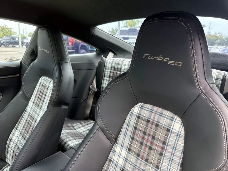 2025 Porsche 992 Turbo - Image 20 of 30