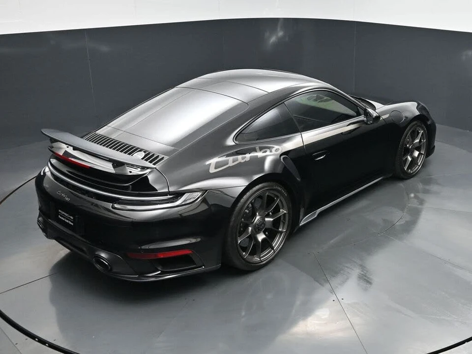 2025 Porsche 992 Turbo - Image 18 of 31
