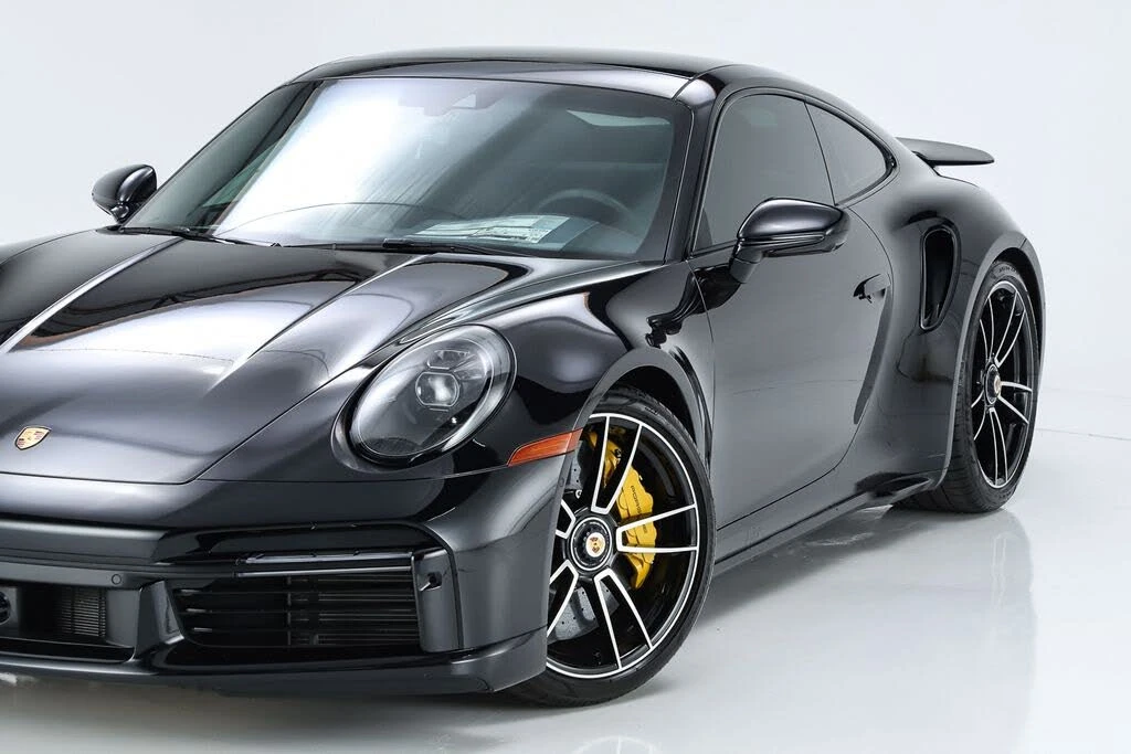 2025 Porsche 992 Turbo - Image 9 of 31