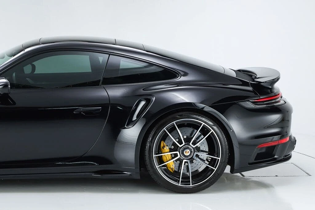 2025 Porsche 992 Turbo - Image 12 of 31