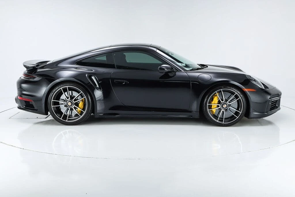 2025 Porsche 992 Turbo - Image 25 of 31
