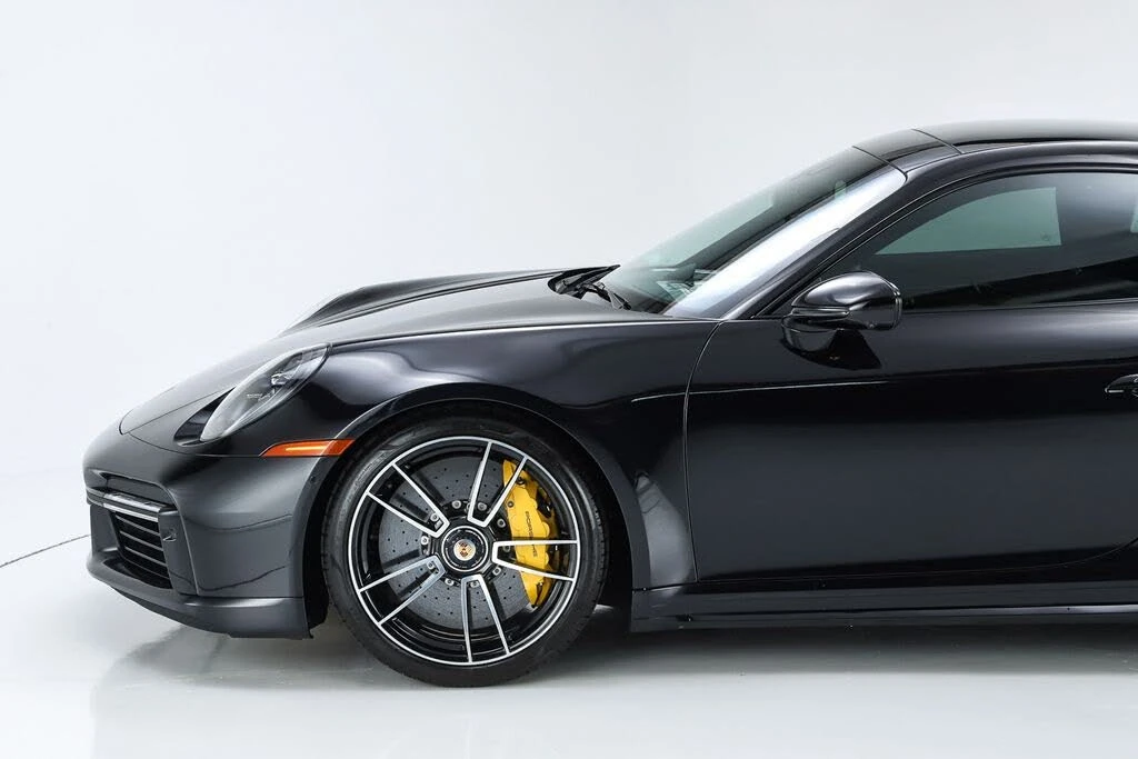 2025 Porsche 992 Turbo - Image 11 of 31