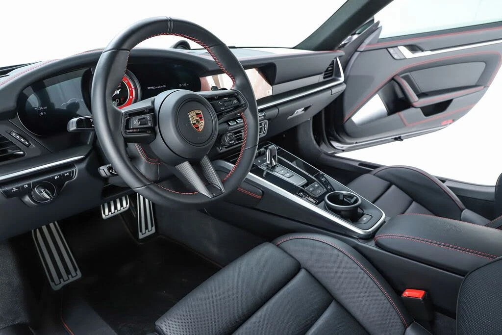 2025 Porsche 992 Turbo - Image 4 of 31