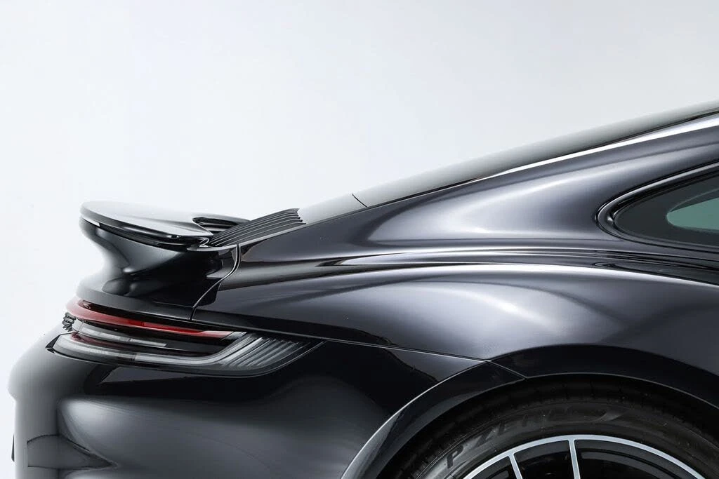 2025 Porsche 992 Turbo - Image 28 of 31