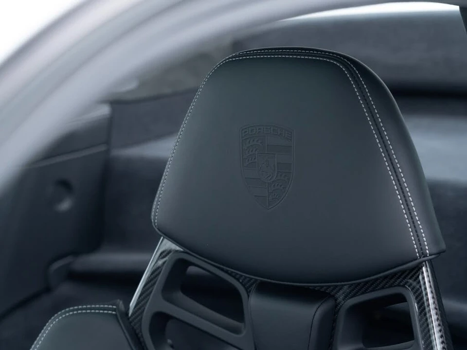 2025 Porsche 992 Turbo - Image 19 of 31