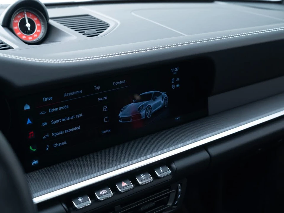 2025 Porsche 992 Turbo - Image 26 of 31