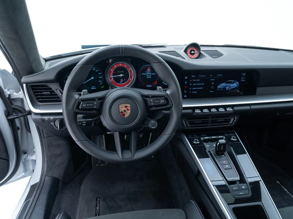 2025 Porsche 992 Turbo - Image 18 of 31