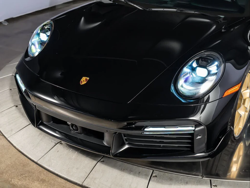 2025 Porsche 992 Turbo - Image 11 of 31