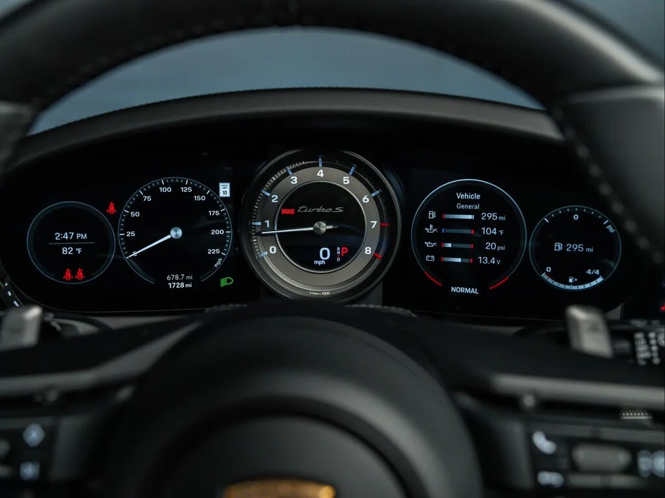 2025 Porsche 992 Turbo - Image 20 of 31