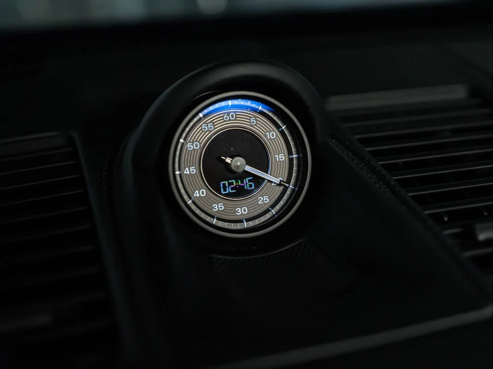 2025 Porsche 992 Turbo - Image 26 of 31