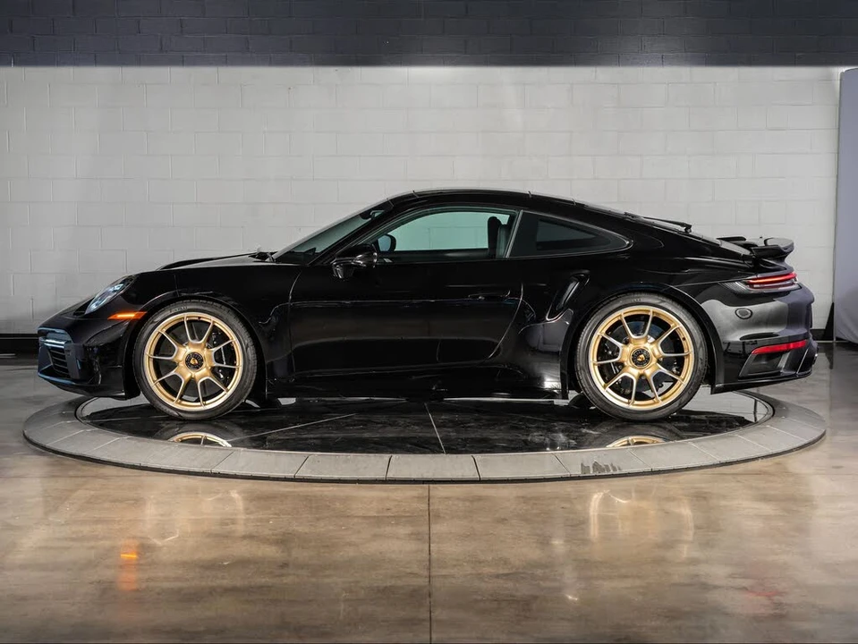 2025 Porsche 992 Turbo - Image 2 of 31