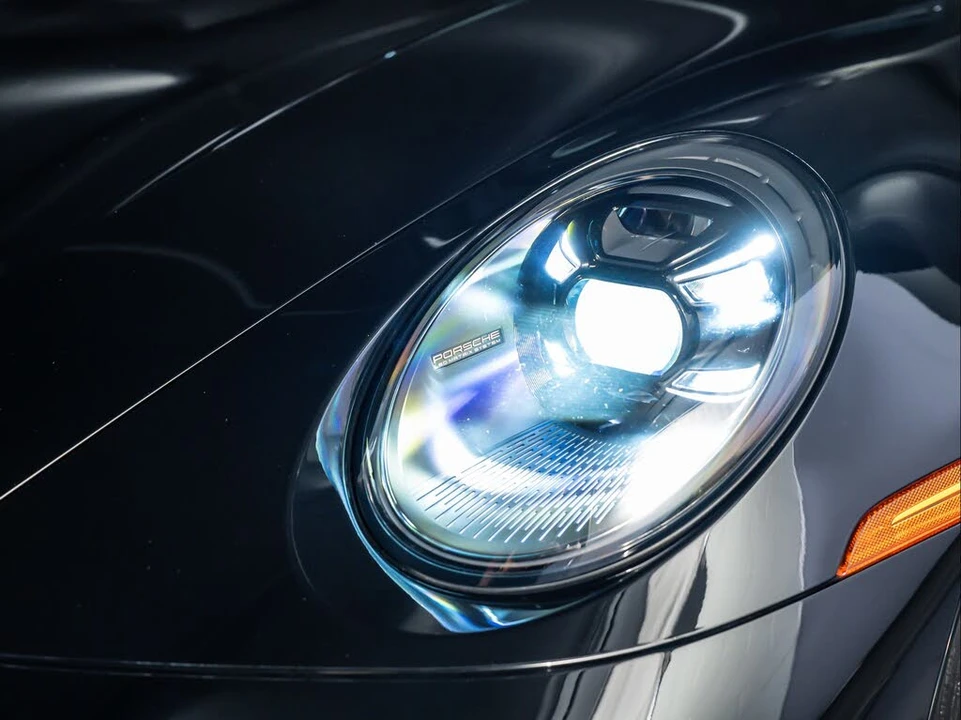 2025 Porsche 992 Turbo - Image 12 of 31