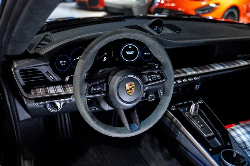 2025 Porsche 992 Turbo - Image 10 of 28