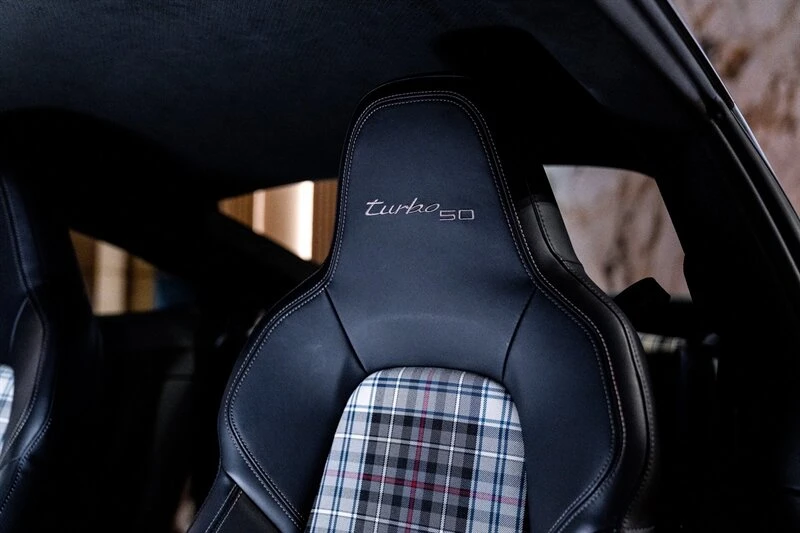 2025 Porsche 992 Turbo - Image 6 of 28