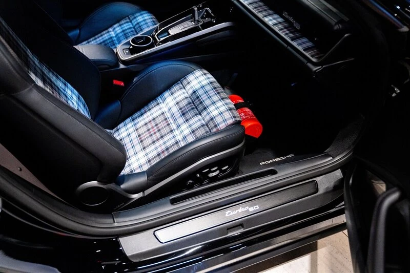 2025 Porsche 992 Turbo - Image 16 of 28