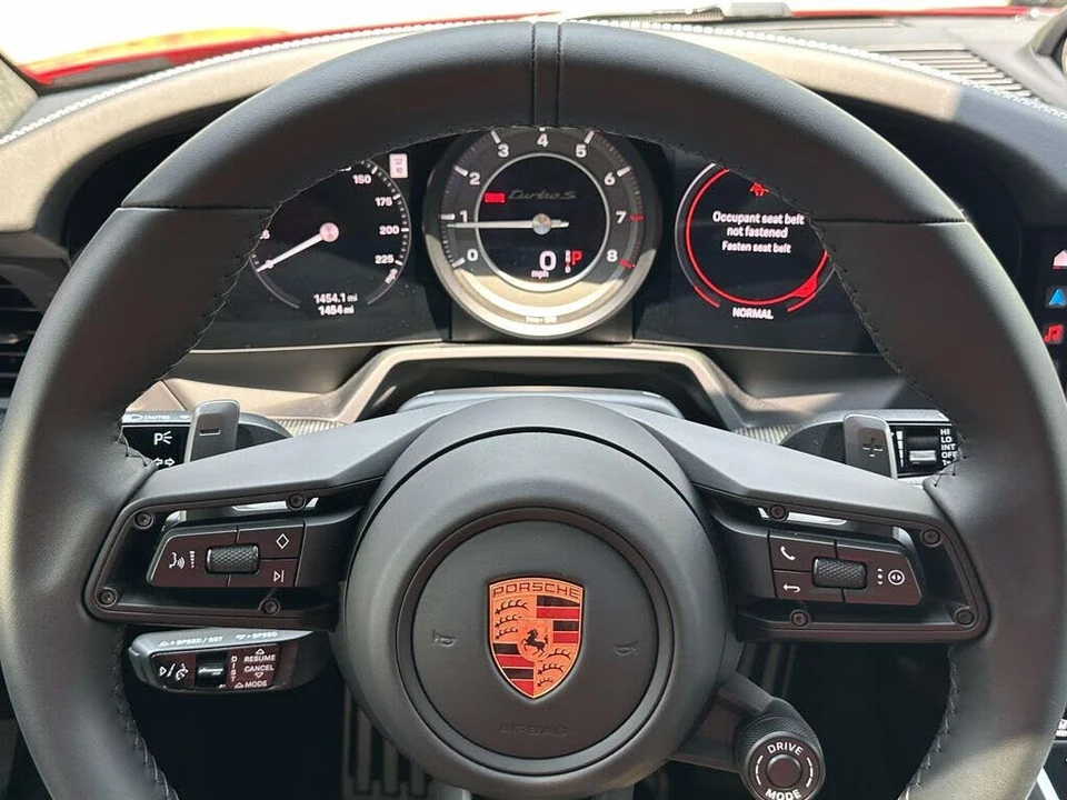 2025 Porsche 992 Turbo - Image 18 of 29