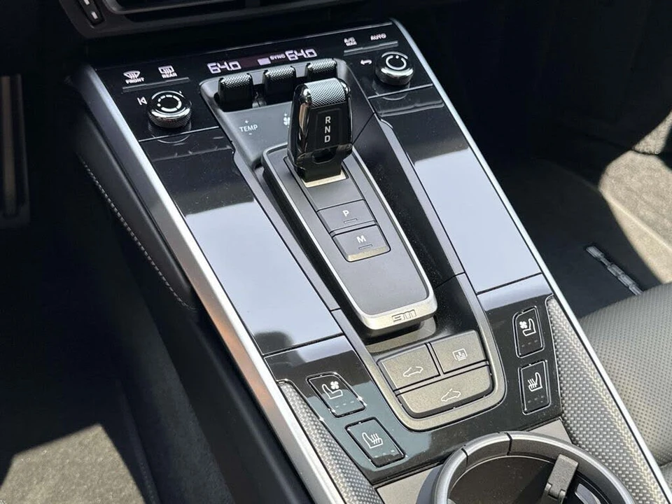 2025 Porsche 992 Turbo - Image 28 of 29
