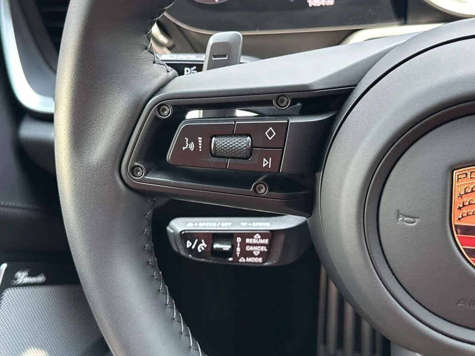 2025 Porsche 992 Turbo - Image 20 of 29