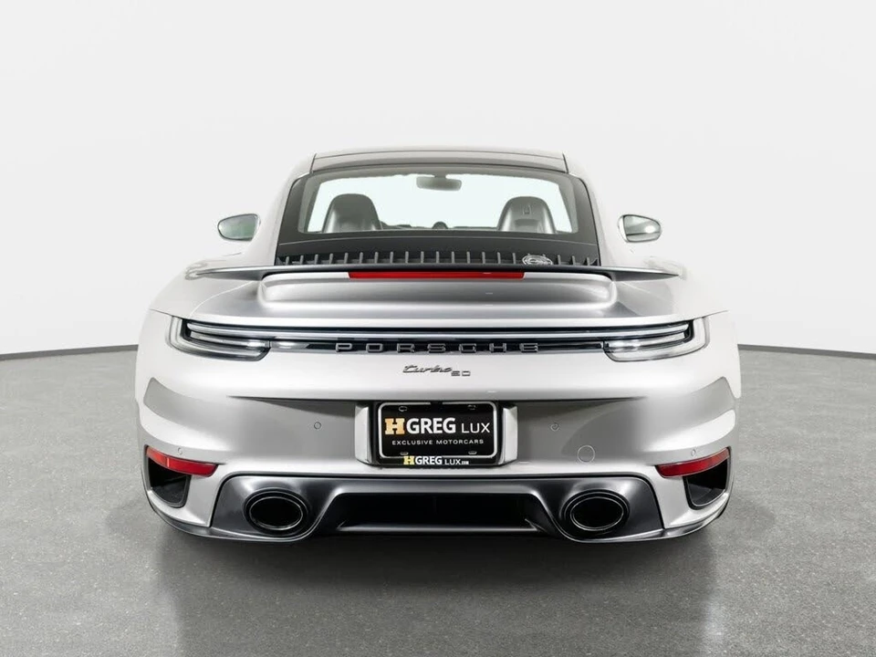 2025 Porsche 992 Turbo - Image 11 of 31