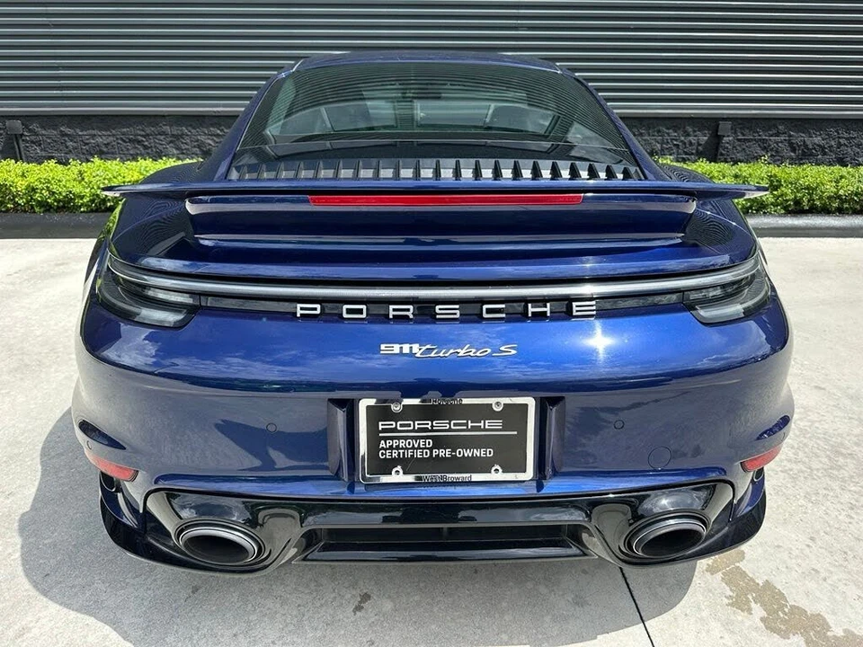 2025 Porsche 992 Turbo - Image 13 of 31