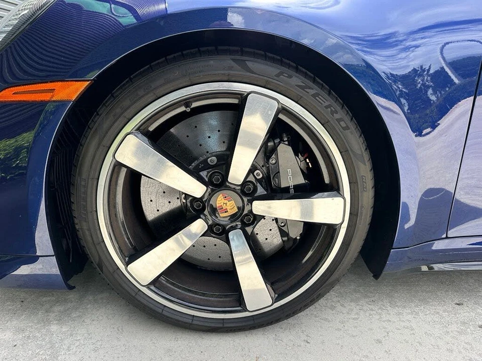 2025 Porsche 992 Turbo - Image 15 of 31