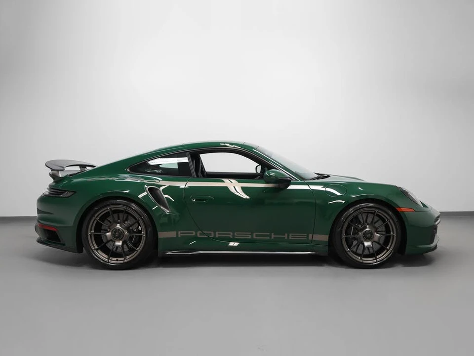 2025 Porsche 992 Turbo - Image 13 of 31