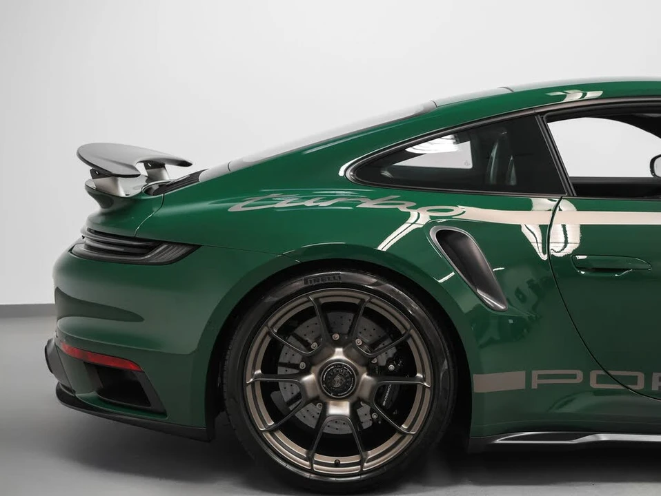 2025 Porsche 992 Turbo - Image 15 of 31