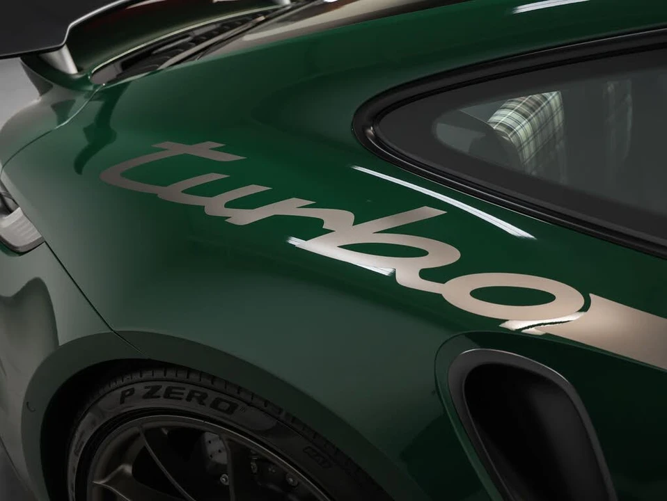 2025 Porsche 992 Turbo - Image 17 of 31
