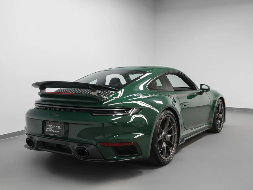 2025 Porsche 992 Turbo - Image 12 of 31