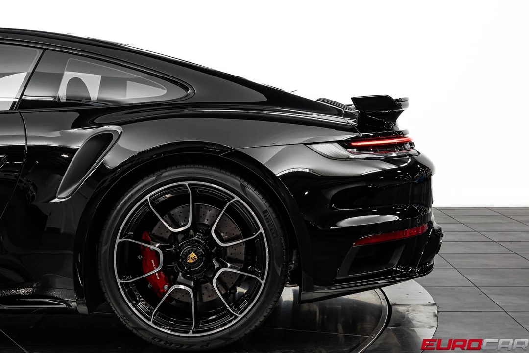2025 Porsche 992 Turbo - Image 16 of 31
