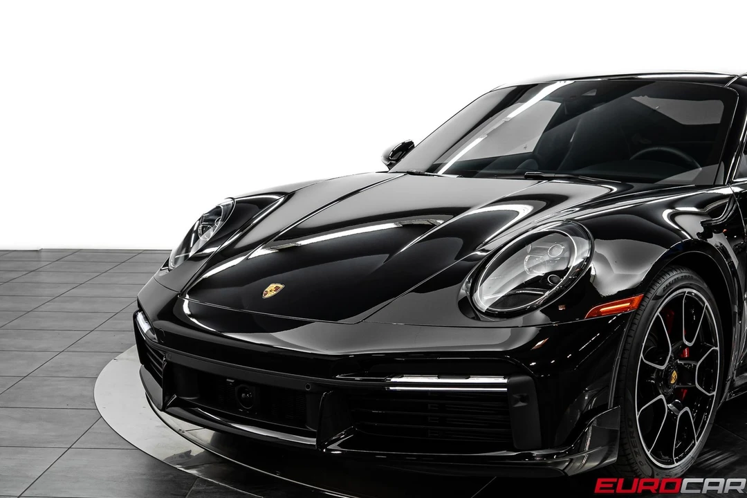 2025 Porsche 992 Turbo - Image 13 of 31