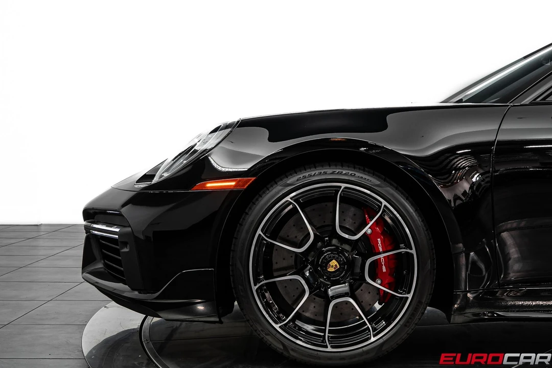 2025 Porsche 992 Turbo - Image 14 of 31