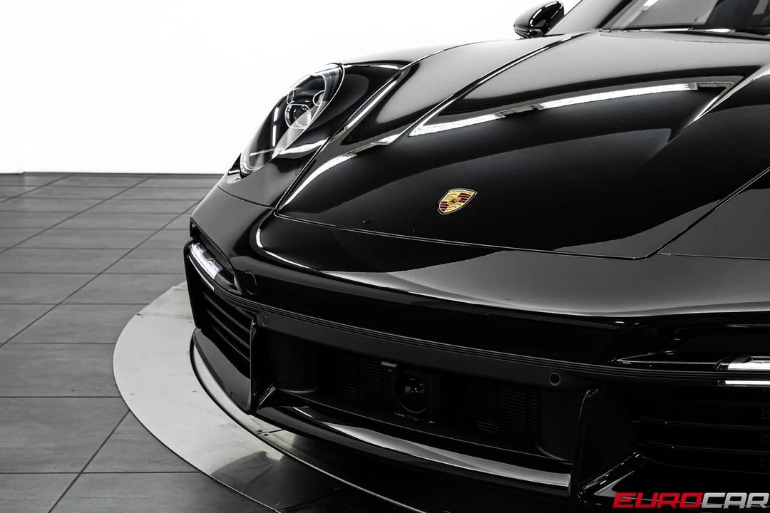 2025 Porsche 992 Turbo - Image 11 of 31