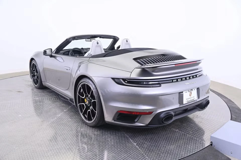 2025 Porsche 992 Turbo S - Image 19 of 31
