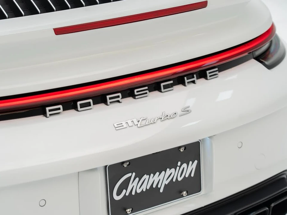 2025 Porsche 992 Turbo S - Image 13 of 31