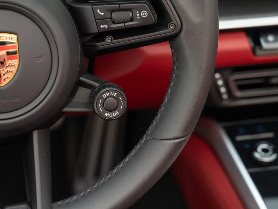 2025 Porsche 992 Turbo S - Image 28 of 31