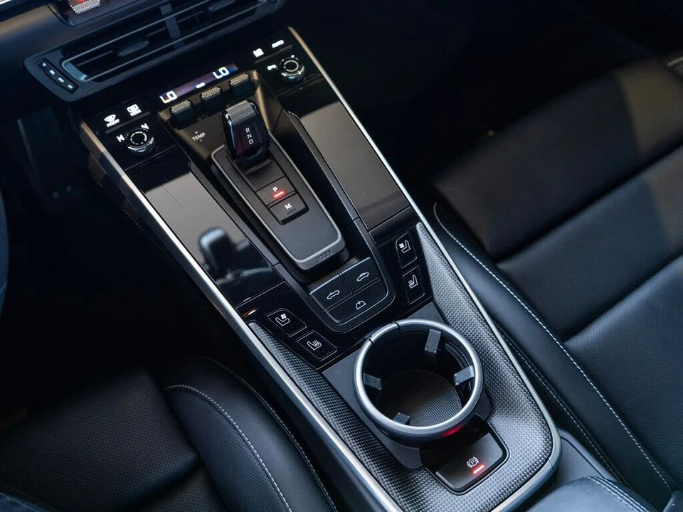 2025 Porsche 992 Turbo S - Image 24 of 31
