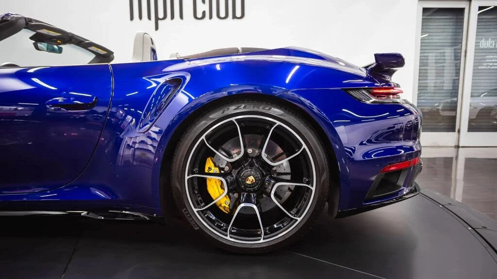 2025 Porsche 992 Turbo S - Image 18 of 31