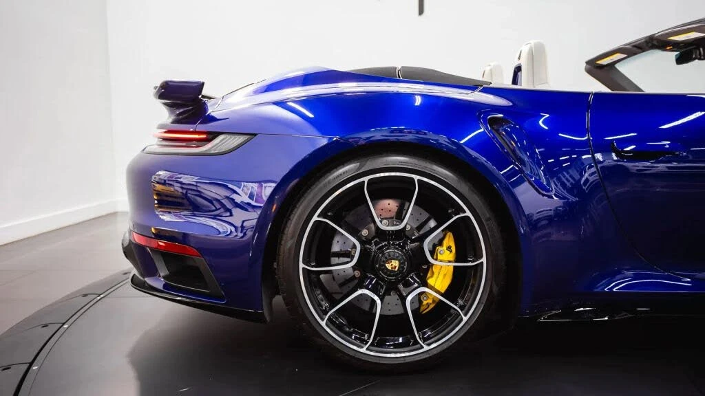 2025 Porsche 992 Turbo S - Image 19 of 31