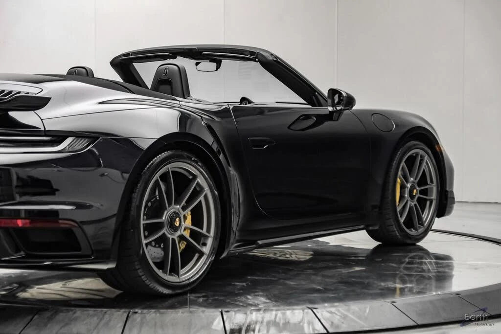 2025 Porsche 992 Turbo S - Image 25 of 31